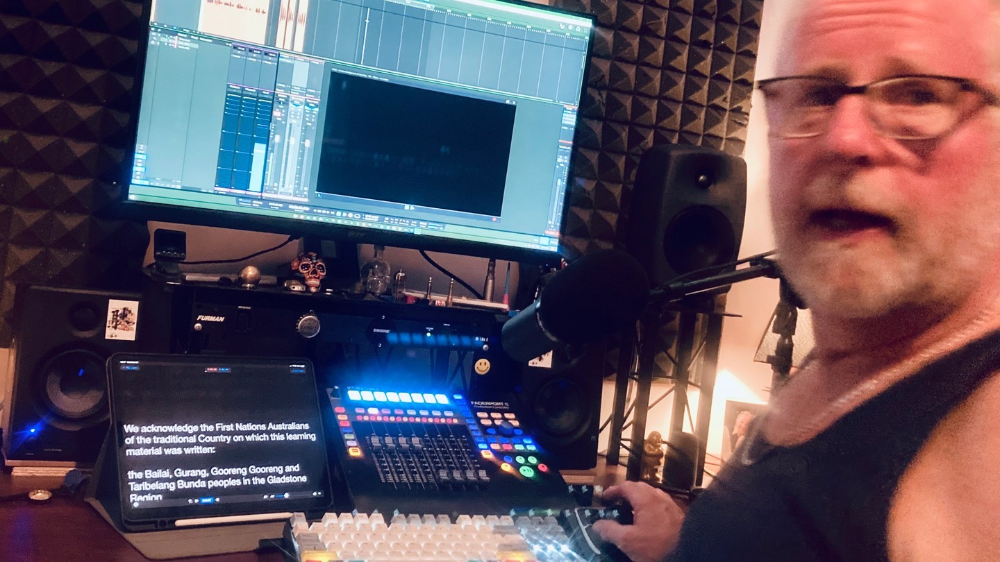 Less dramatic?! ... I can do that...
#bts #behindthescenes #cqu #audiorecording #videography #centralqueenslanduniversity #recording